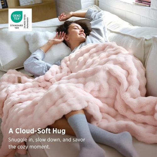 Bedsure Cloud Bubble Throw Blanket, Pink Christmas Decor Gifts, 50×60