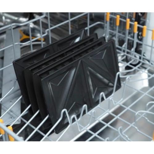 Mainstays 2 Slice Removable Plates Waffle and Sandwich Maker, Ceramic Nonstick, 750 Watts ❗MAY HAVE MISSING PIECES/NEEDS CLEANING❗
