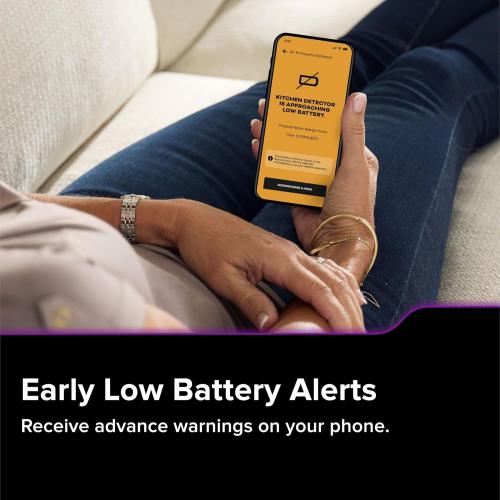 Kidde Hardwired Kidde App Enabled Smart Smoke and Carbon Monoxide Detector, AA Battery Backup, Voice Alerts, Interconnected Alarm