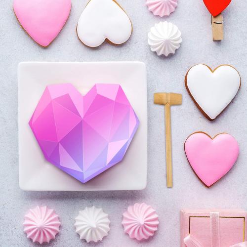 Patelai Heart Silicone Molds Set 3D Breakable Chocolate Silicone Heart Cake, Letter and Number Chocolate Molds for Valentine‘s Day Baking Home and Kitchen Candy DIY Making Tools(Purple)