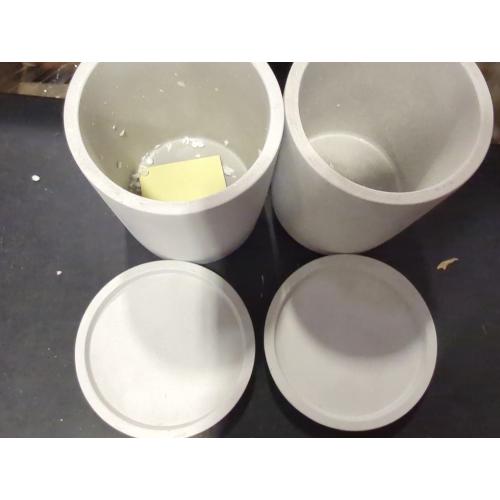 2 Gray Small Pots