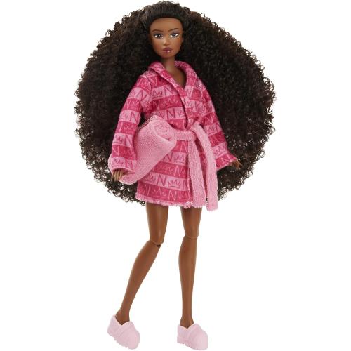 Naturalistas Paige 3 Fashion Doll with Wash Day Fashion Pack, 11.5 Inch Articulated Doll with Authentic Textured Hair, Poseable Collectible Doll for Kids Ages 3