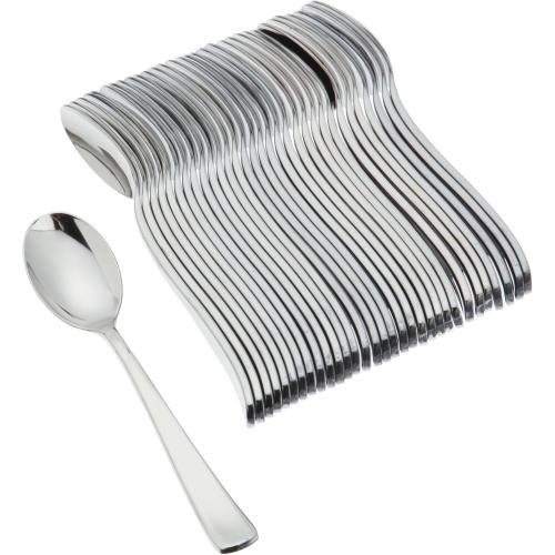 Pack of plastic spoons.