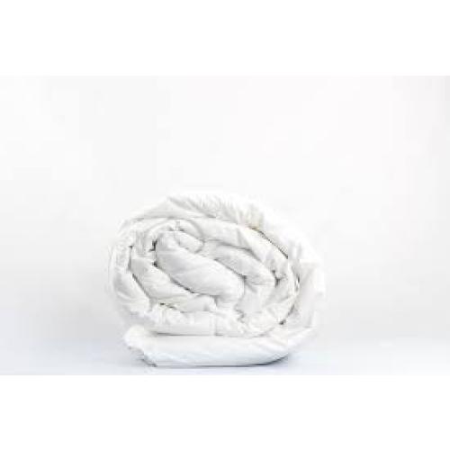 Dust ruffle throw blanket