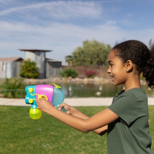 Chuckle & Roar Squirty Squirts 2-in-1 Bubble & Water Electric Blaster