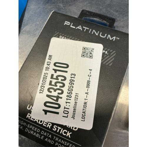 Platinum™ - UHS-I USB 3.2 Gen 1 Memory Card Reader - Black