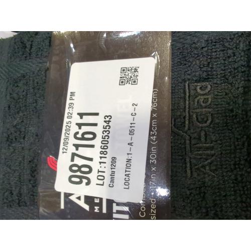 All-Clad Solid Kitchen Towel: Highly Absorbent, Super Soft Long Lasting - 100% Cotton, 17x30 Tea Towel for Cleaning & Drying Dishes, Pans, Glassware, or Countertops, (3-Pack), Black