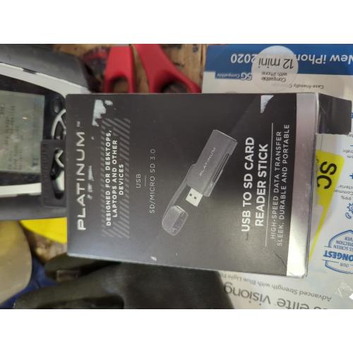 Platinum™ - UHS-I USB 3.2 Gen 1 Memory Card Reader - Black