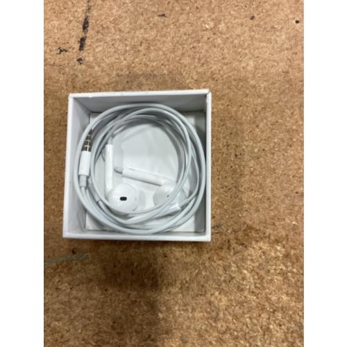 Apple EarPods Headphones with 3.5mm Plug, Wired Ear Buds with Built-in Remote to Control Music, Phone Calls, and Volume