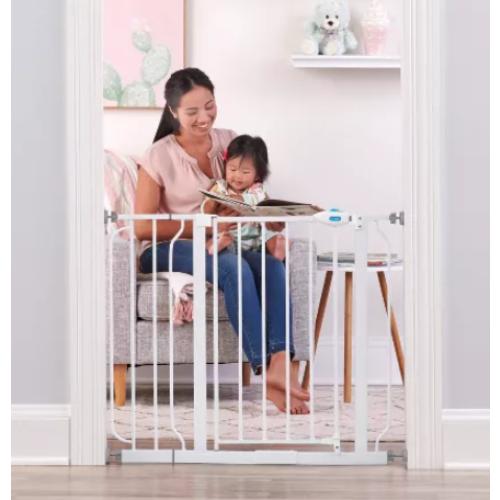 Regalo Top Of Stairs Safety Gate 28-42 Wide White