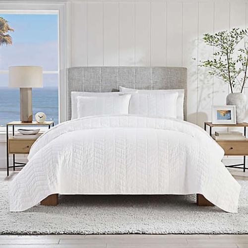 UGG Dawn 3-Piece Full/Queen Quilt Set in White