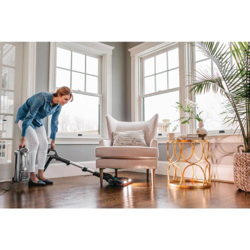 DuoClean Powered Lift-Away Speed Vacuum ‼️has stains and dust‼️and may come with missing pieces ‼️