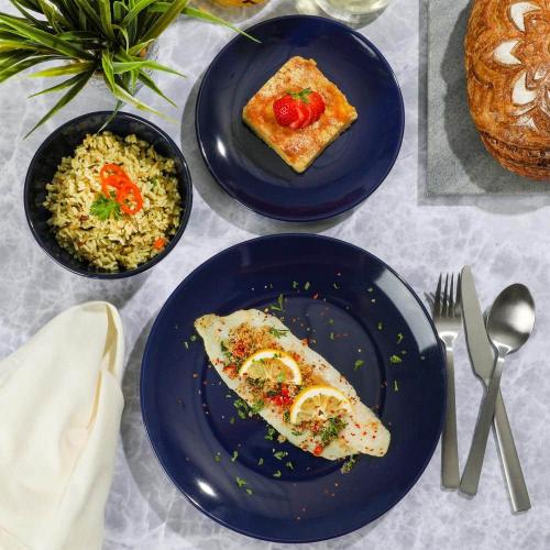 Gibson Simply Essential Coupe 12-Piece Blue Round Stoneware Dinnerware Set