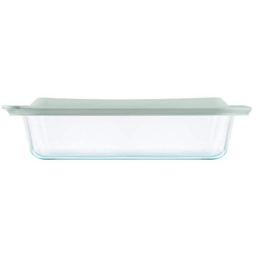 Pyrex Deep 9 x 13 in. Rectangular Glass Baking Dish with Sage Green Lid