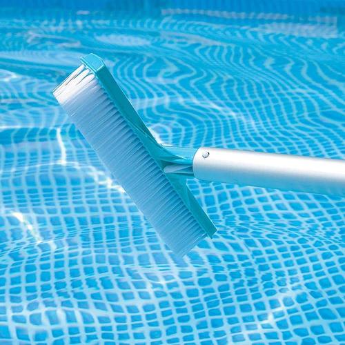 Deluxe Pool Maintenance Kit for Minimum 800 GPH Flow (Color May Vary)