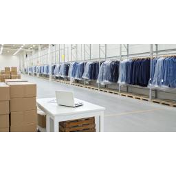 Where to Find the Best Cheap Bulk Clothing Auctions